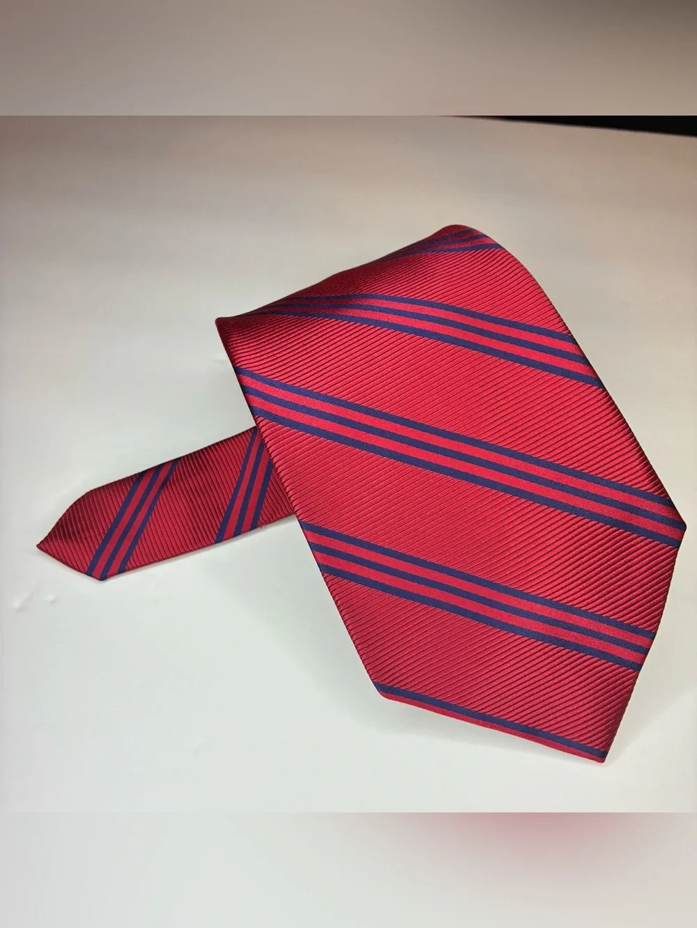 Brooks Brothers 346 Mens Silk Tie Red Navy Blue Repp Stripe Prep Career